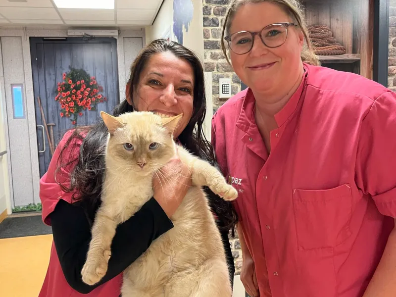 bianca gastvrouw en emma gastvrouw en zorg collega bij topaz