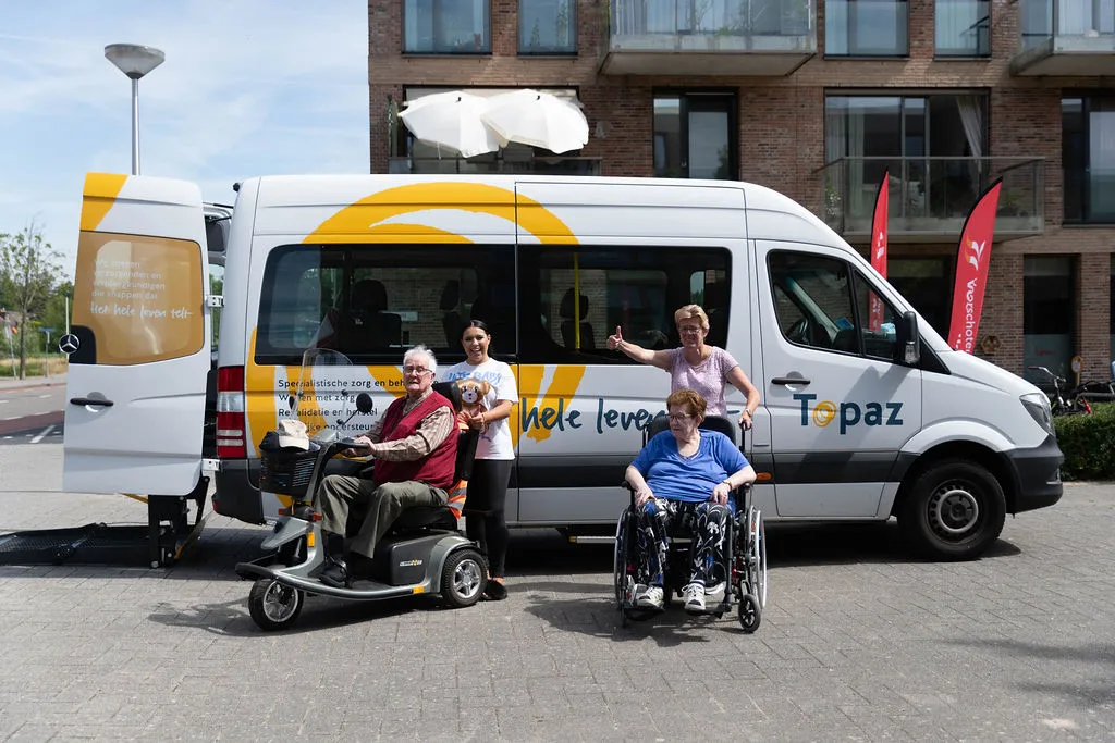 vrijwillige chauffeurs bij zorgorganisatie topaz